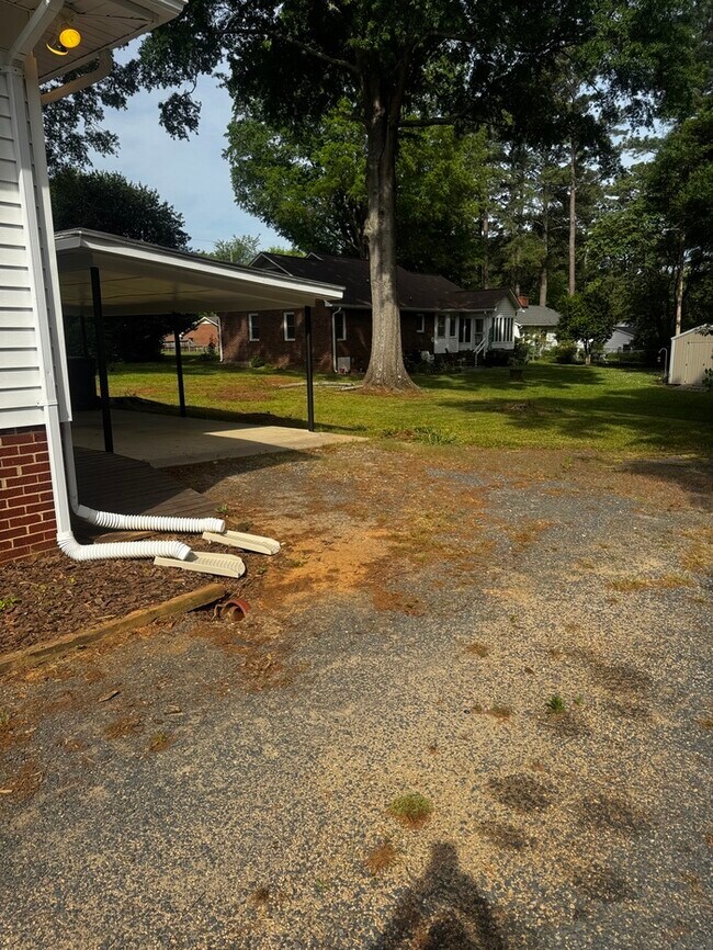 Photo - 61 Winecoff Ave NE