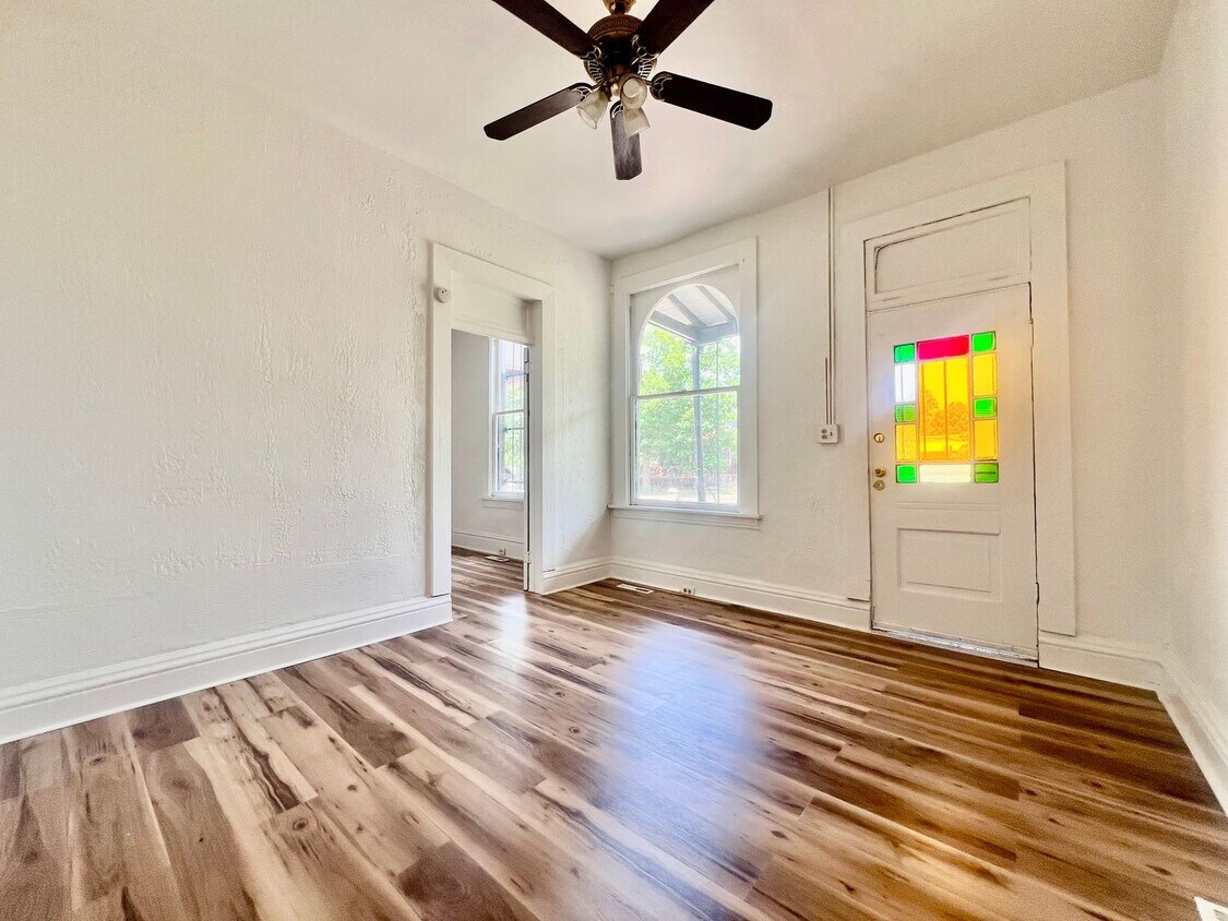 Available immediately. Charming 3 bedroom,... - Available immediately. Charming 3 bedroom,...