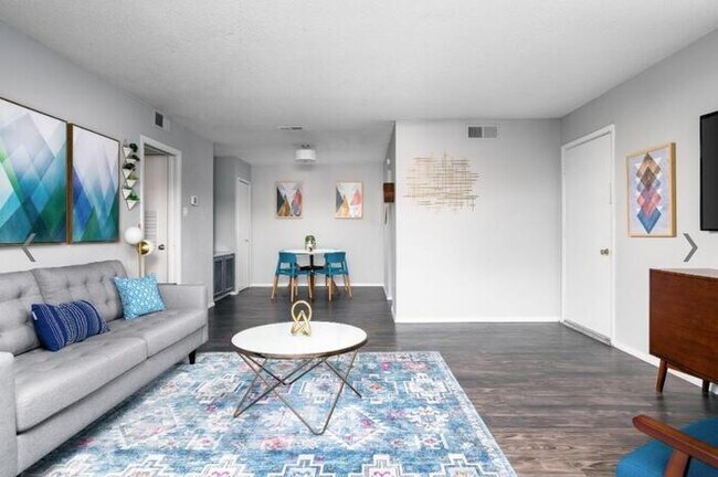 Photo - 5300 Northwest Loop 410 Unidad c2