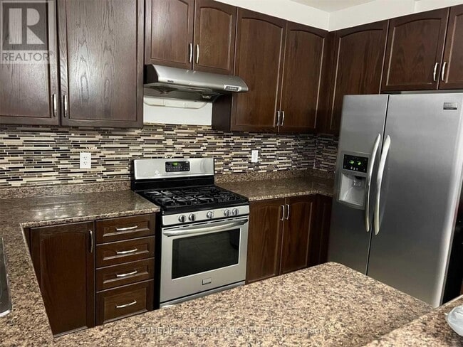 Photo - 87 Summitgreen Crescent