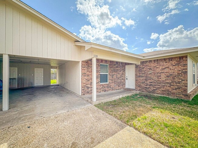 Photo - G 116-118 Gruver Circle Unit 118