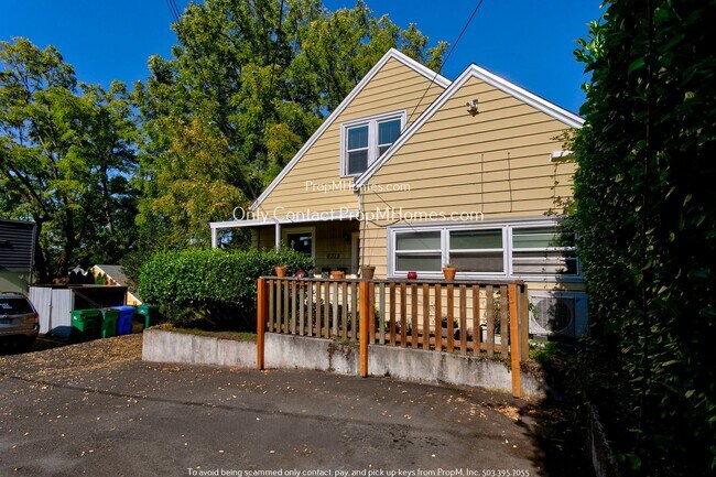 Photo - 6315 E Burnside St Unit 6315 E Burnside Street 2