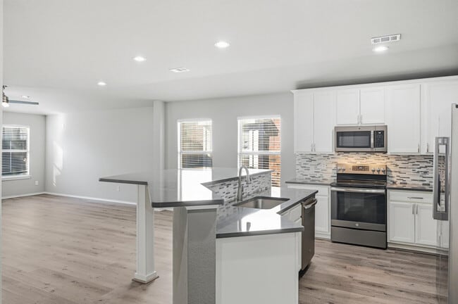 Photo - 4528 Sleepy Meadows Dr