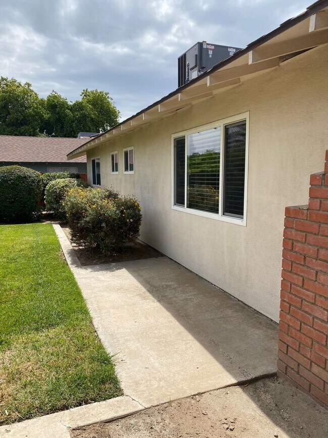 Coming Soon!!! House House Rental in Modesto, CA