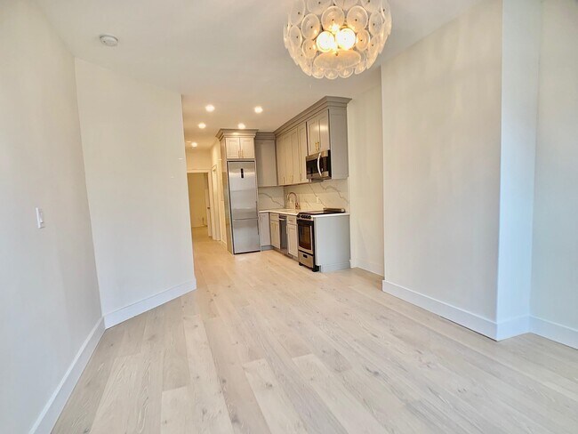 Photo - 310 Madison St Unit 2R