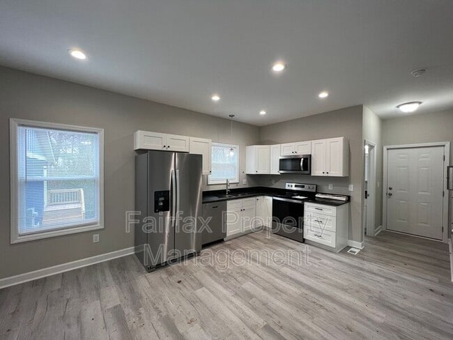 Photo - 2305 Owen St Unit Apt. A