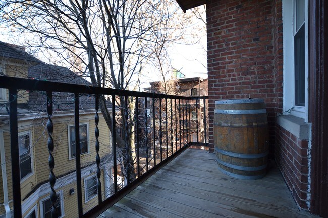 Photo - 28 Quint Ave Unit 21