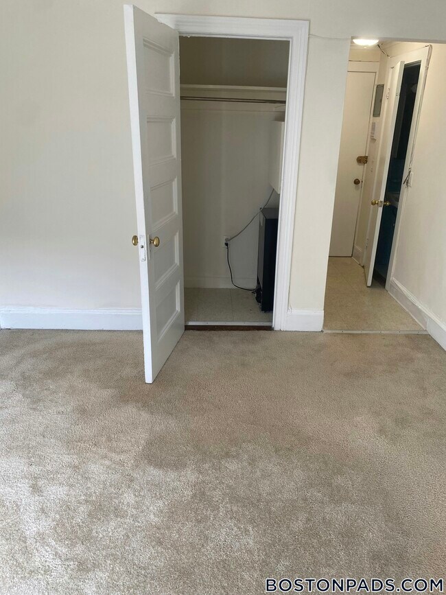 Photo - 1223 Beacon St Unidad 304A