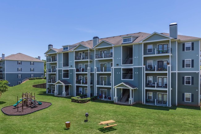Seasons at Biltmore Lake Condominiums
