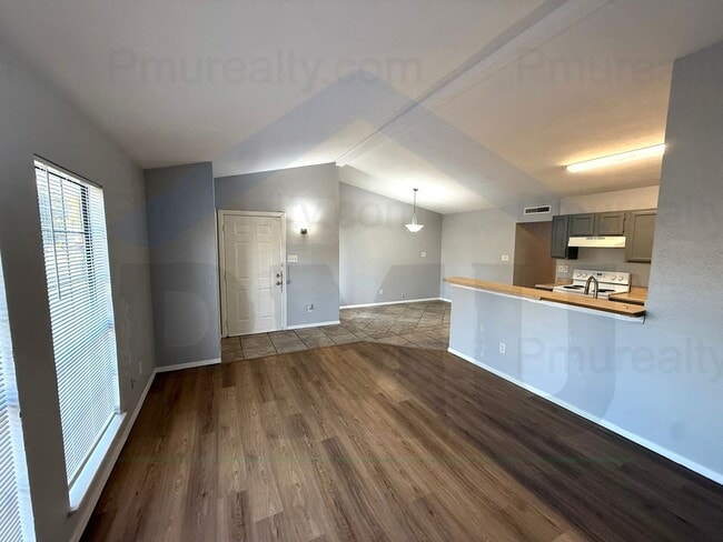 Photo - AVAILABLE NOW!!! Very Nice 3 Bedroom Dallas Half Duplex in Duncanville ISD