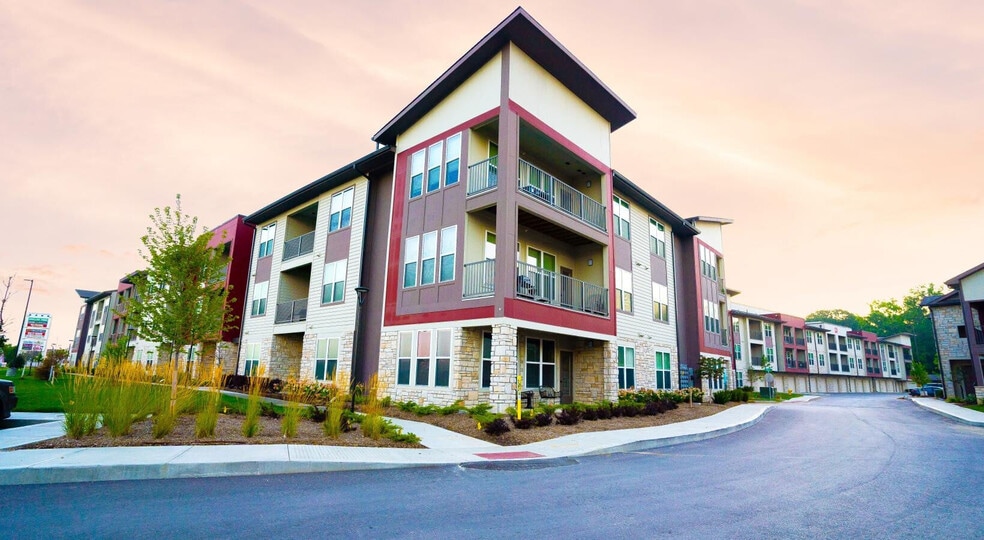 Apex at Perry Crossing