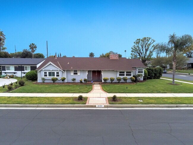 Photo - 16760 Tupper St