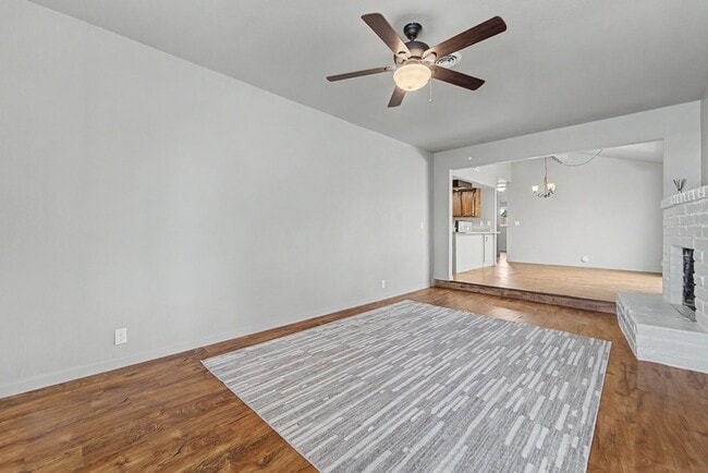 Photo - 1142 Nadene Dr
