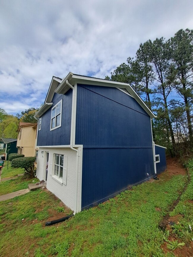 Photo - ONE MONTH FREE RENT! Newly Remodeled 2Bed/...