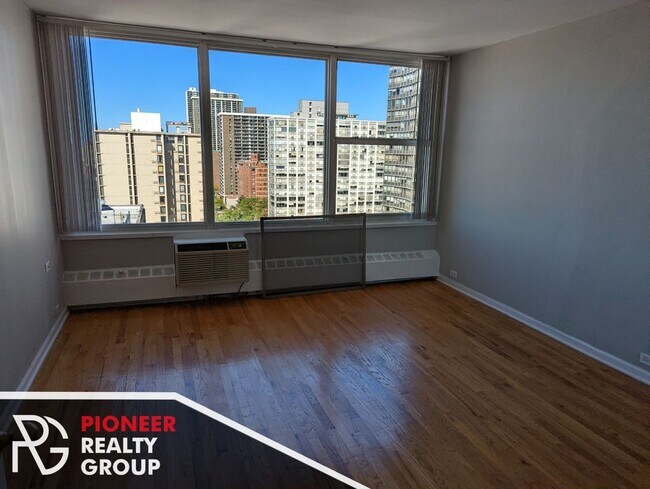 Photo - 5650 N Sheridan Rd Unit 21-C