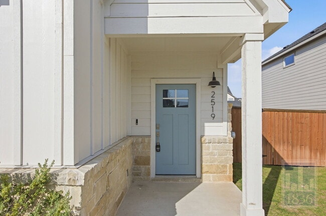 Photo - 2519 Rose Archer Ln