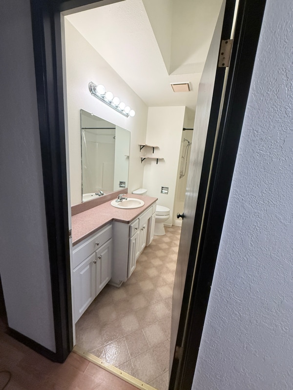 Photo - 5525 Vida Ave