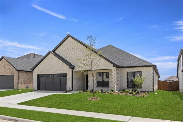 Photo - 304 Community Dr