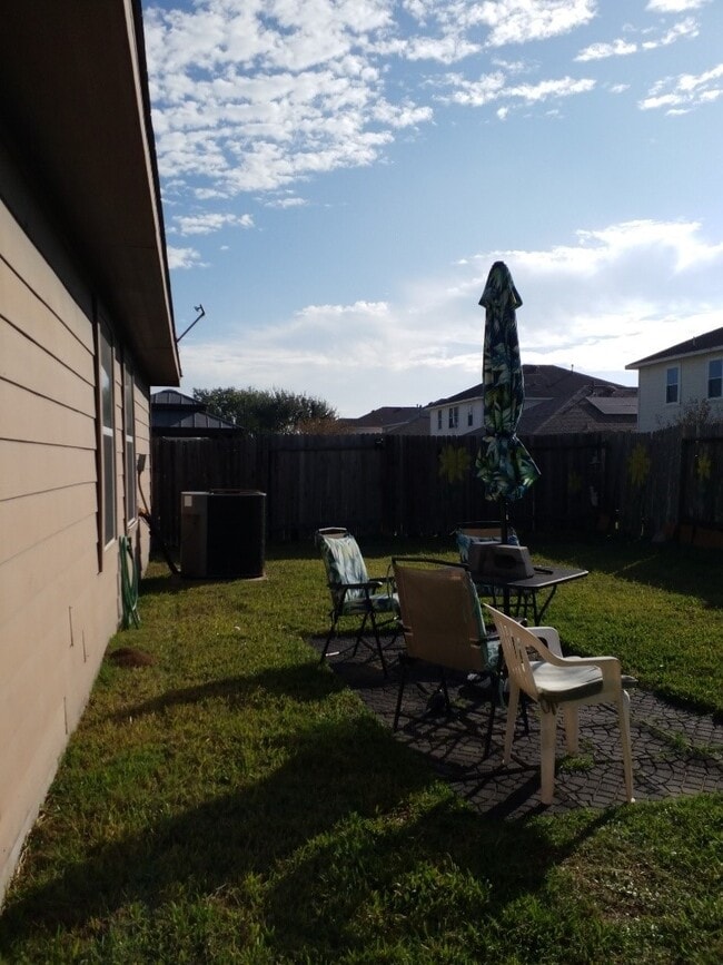 Photo - 20907 Banyan Crest Ln