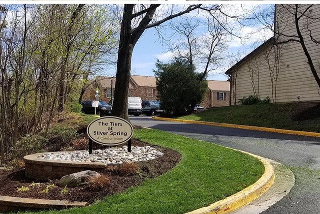 Photo - 1649 Carriage House Ter