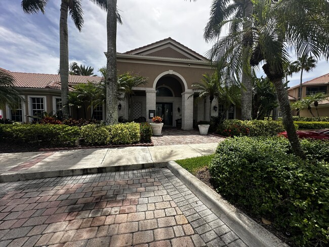 Photo - 3768 NW Adriatic Ln Unidad 3-11 Rental
