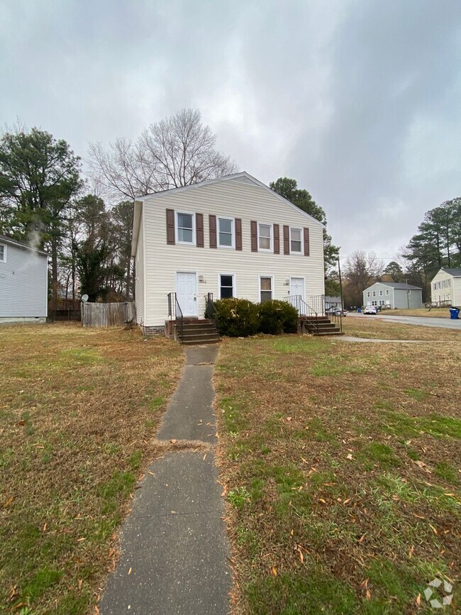 Building Photo - 5500-5502 Stella Road Unit Stella Rd 5502 Rental