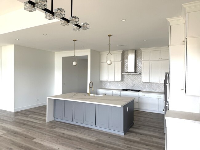 Photo - 1197 Sassaby Cir