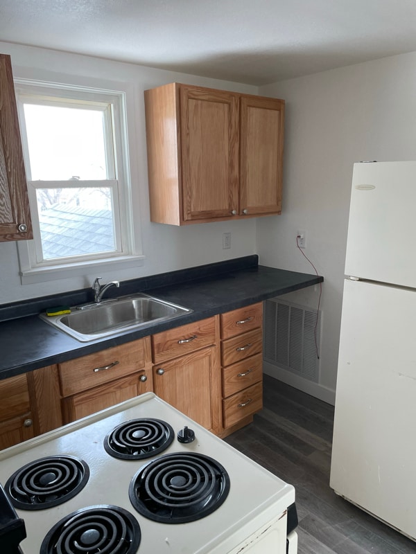 Photo - 215 W 2nd St Unit 3