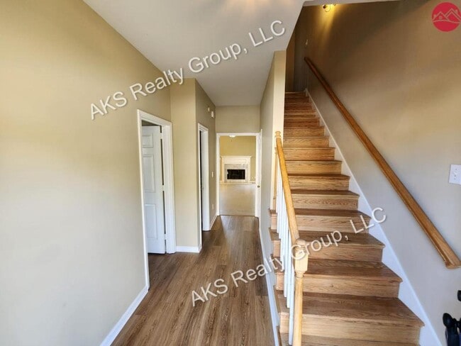 Photo - 124 Canyon Pl