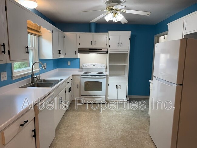 Photo - 1713 Seward Dr
