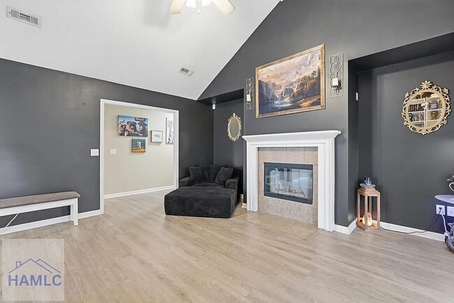 211 Wentworth Way