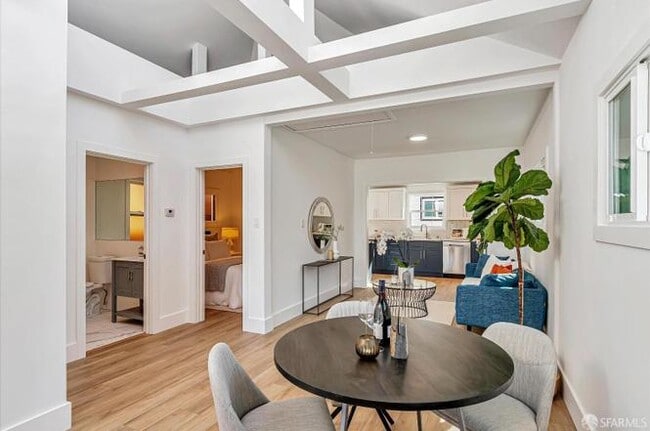 Photo - 574 Silver Ave