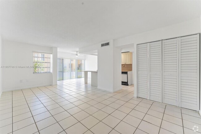 Building Photo - 9301 SW 4th St Unit 110D Rental