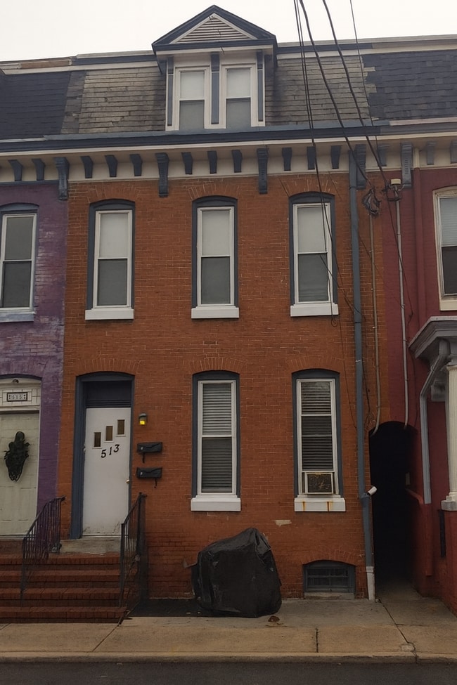 Building Photo - 513 Weidman St Unit Apt. 2