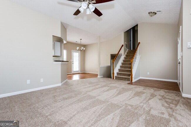 Photo - 6584 Planters Ct