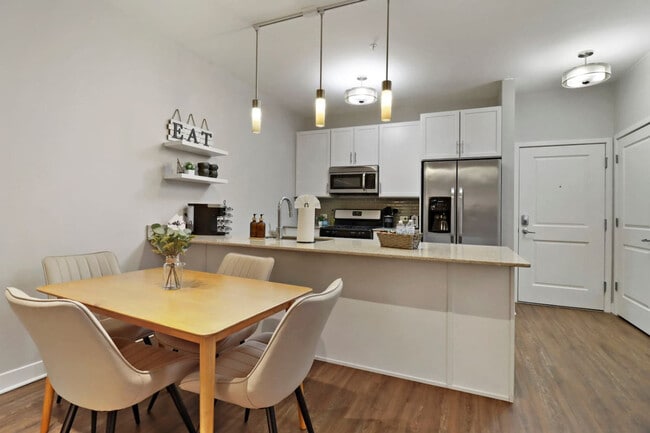 Photo - 255 N Addison Ave Unit ID1366993P