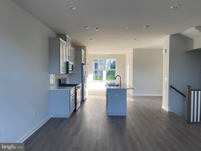 Building Photo - 130 Abramo Victor Dr Rental