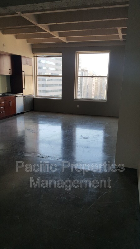 Photo - 411 W 5th St Unit 620