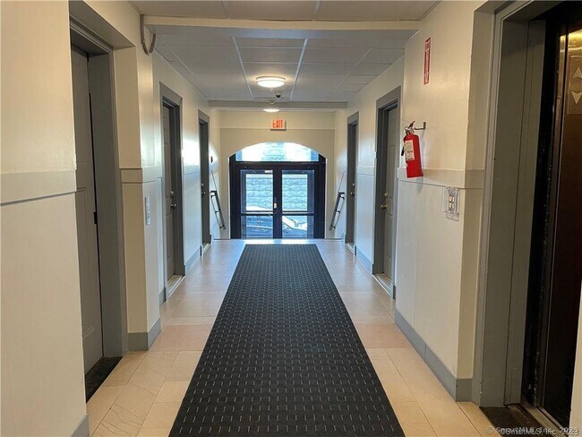 Photo - 225 Golden Hill St Unit 2H