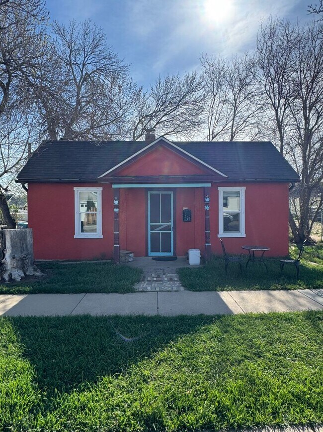 One Bedroom Cottage Available in Louisville! - One Bedroom Cottage Available in Louisville! Apartamento Unidad 620