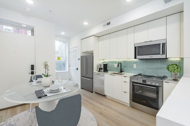 Photo - 2722 Hope St Unit 1 Bedroom