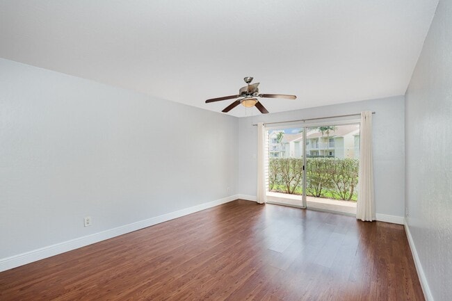Photo - 1850 Charlesmont Dr