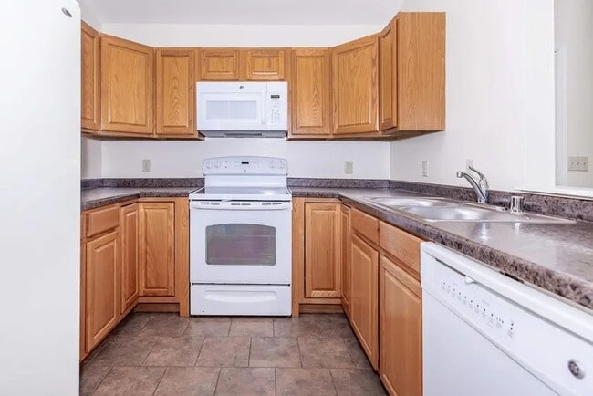 The Residences at 843 Oak
