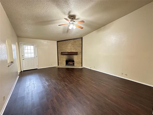 Building Photo - 1833 Castle Dr Rental