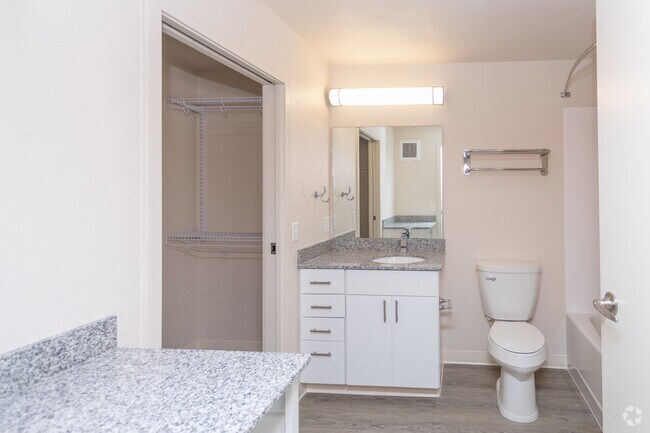 1BR, 1BA