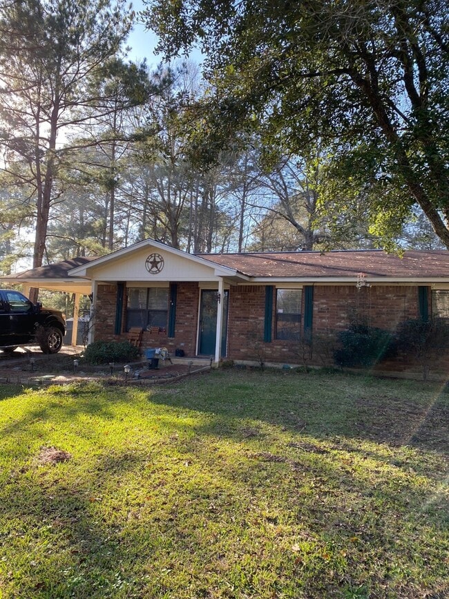 Building Photo - 232 Olen St Rental