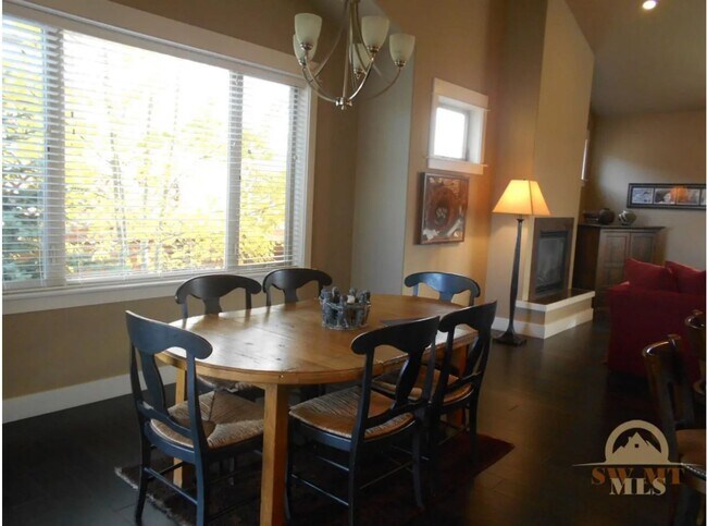 Photo - 6089 Blackwood Rd