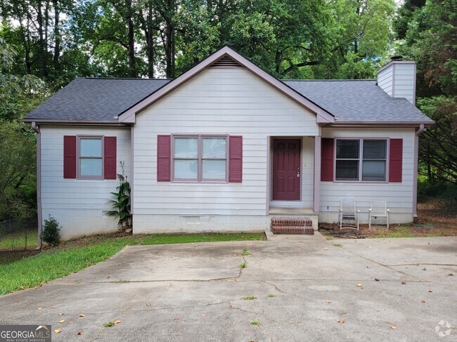 Building Photo - 271 Rutledge Dr Rental