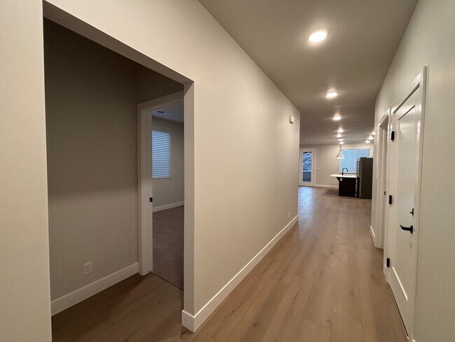 Photo - SINGLE LEVEL TOWNHOME FOR RENT!