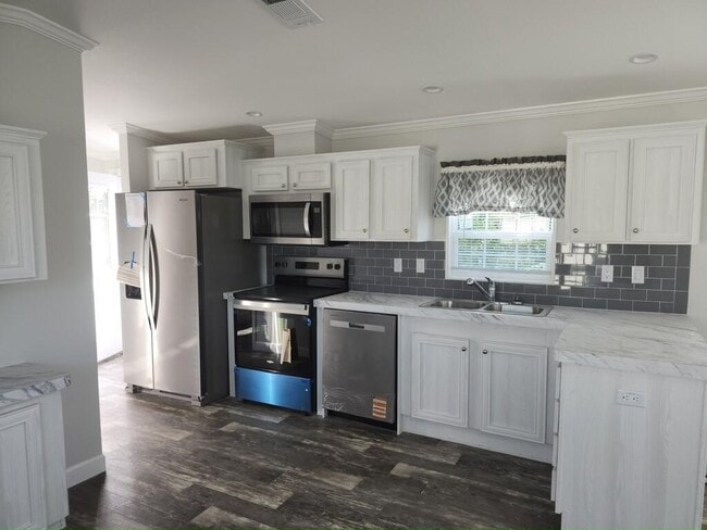 Photo - 43 Lake Griffin Dr